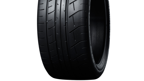 NISSAN GT-R – гума Dunlop SP Sport Maxx GT 600 DSST CTT