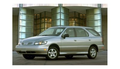 Nissan Altra