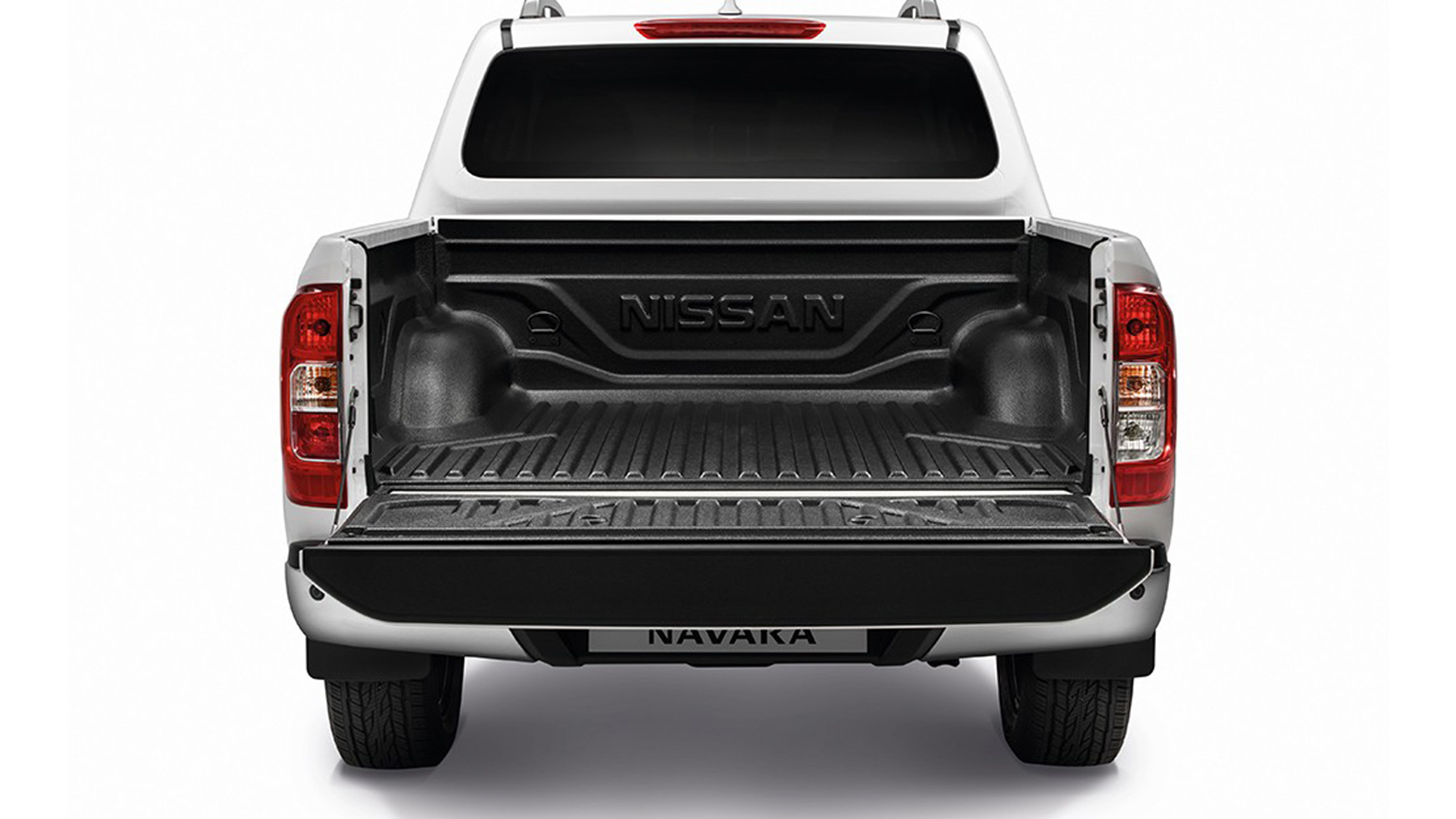 Revestimento protetor em plástico da Nissan NAVARA