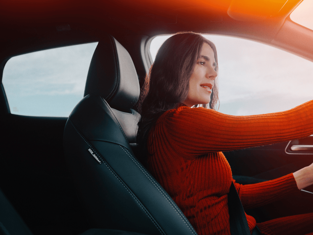 Coche híbrido epower con una conducción ágil