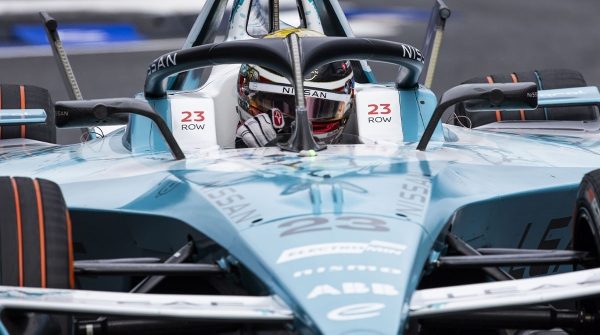 Oliver Rowland, champion du monde de Formula E pour Nissan