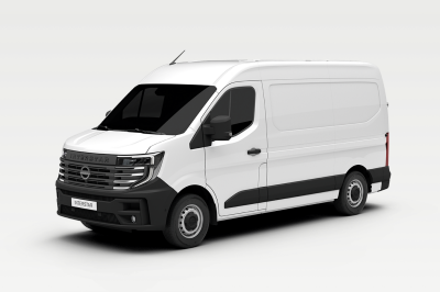 Le Nissan Interstar vu de 3/4 face