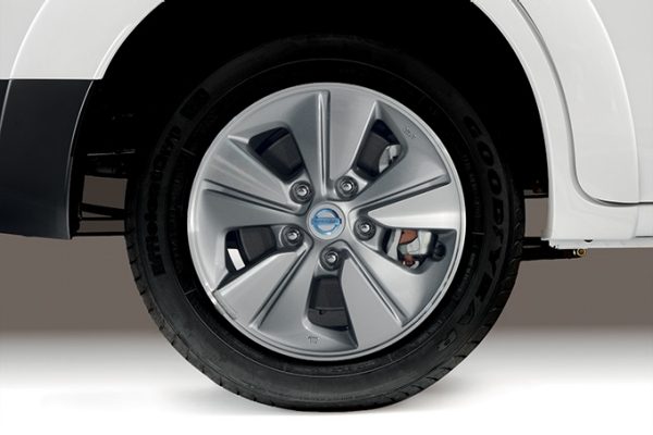 Nissan e-NV200 EVALIA - Enjoliveur d'origine (jeu de 4)