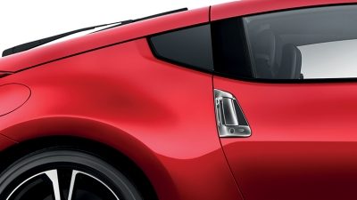 Nissan 370Z | Coupe | Up-swept rear quarter window