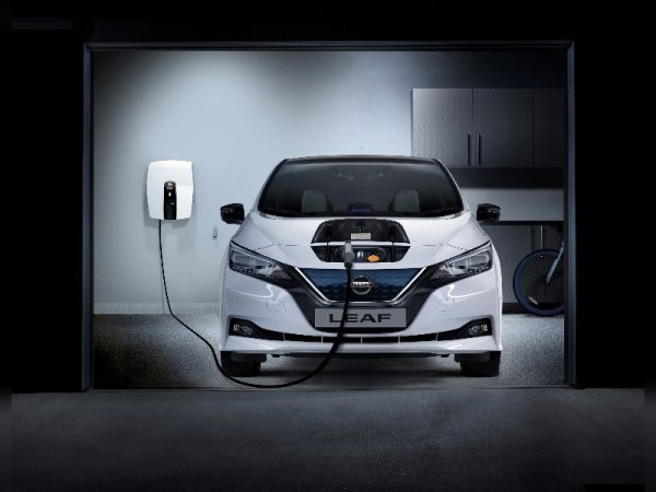 Nissan LEAF Charging