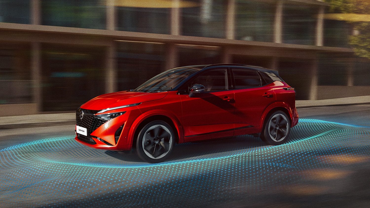 Nissan Qashqai e-Power driving shot in city - Hybrid SUV