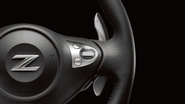 Nissan 370Z tachometer