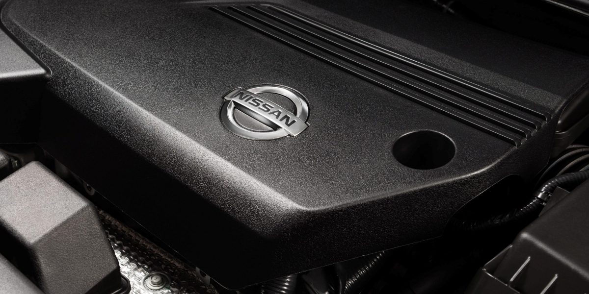 Nissan Altima-ի քառագլան շարժիչի ծածկոց