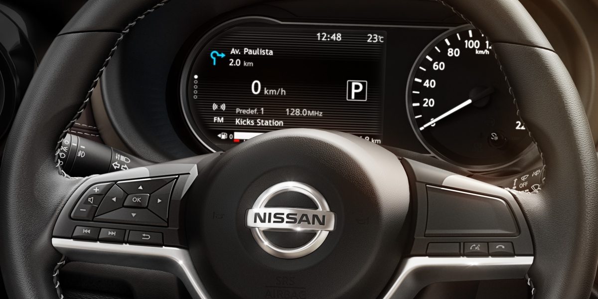 Nissan Kicks-ի ղեկանիվի վրայի կառավարման կոճակները և ցուցիչների խումբը