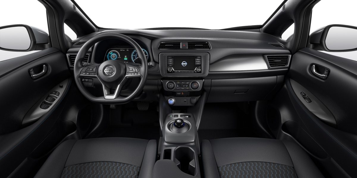 Nýr Nissan LEAF – innanrými með ljósgráu áklæði