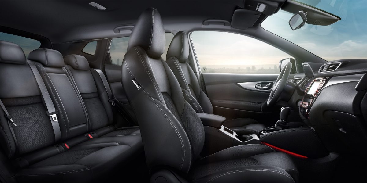 Qashqai Large interior - Black Cloth Trim Monoform style seats