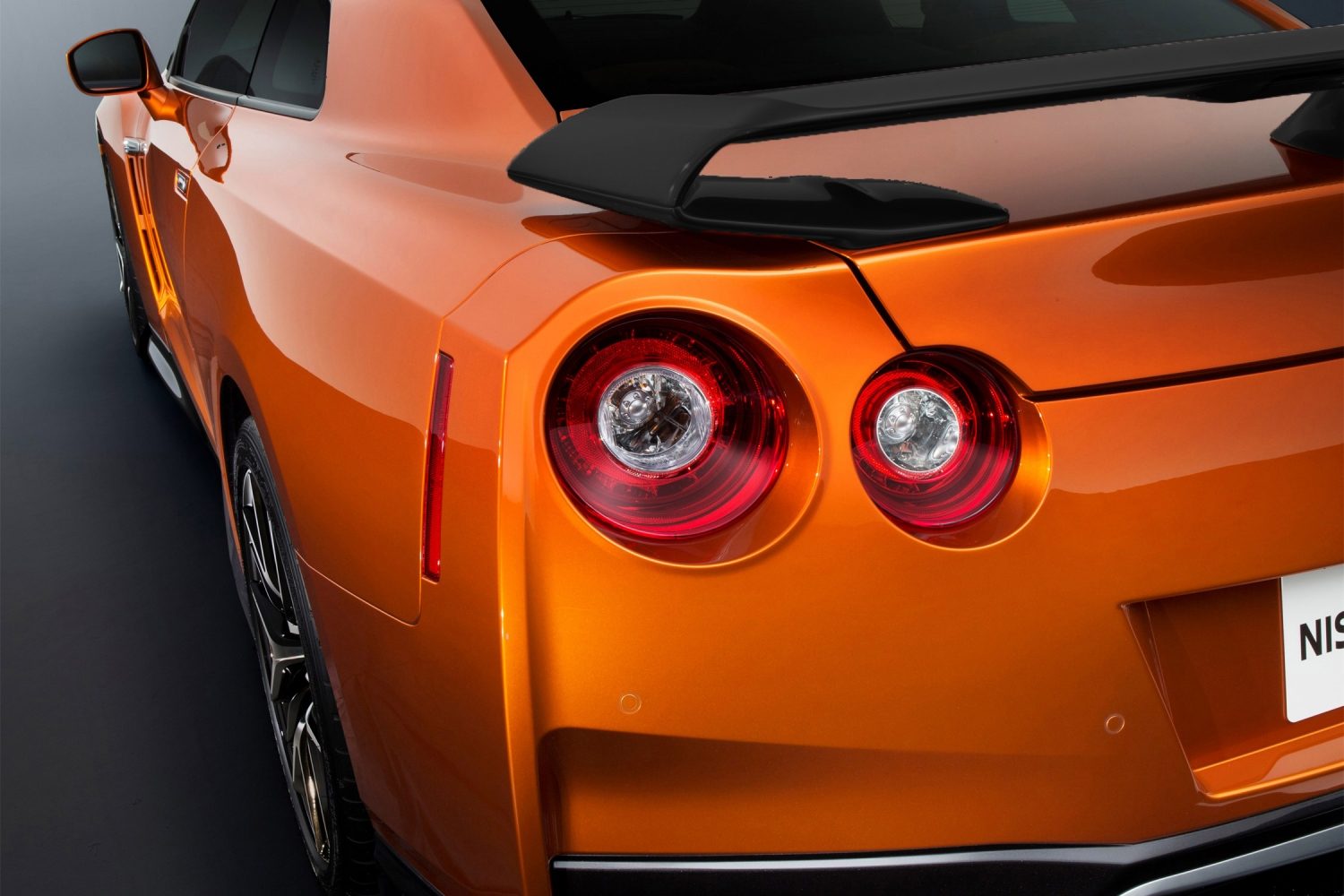 ניסאן GT-R החדשה מבט מאחור