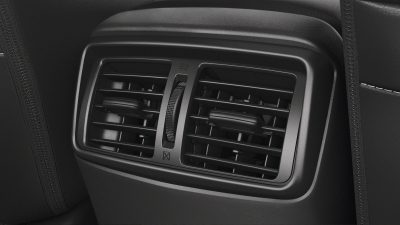 X-Trail מבט מקרוב על תריסי אוורור לשורת מושבים שניה