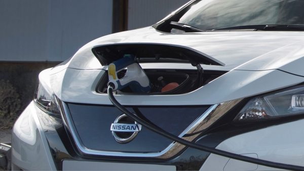 charging Nissan leaf