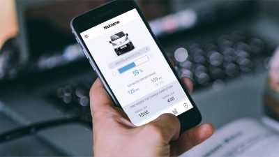 Écran smartphone avec application NissanConnect EV du Nouveau Nissan e-NV200 EVALIA