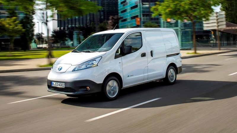 Jaunais Nissan e-NV200 pilsētas ielās