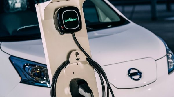 e-NV200 car charging