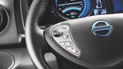 Nissan e-NV200 XL interior view of steering wheel