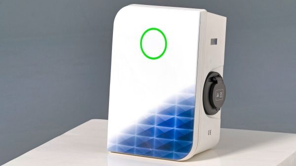 Nissanov polnilni priključek Wallbox