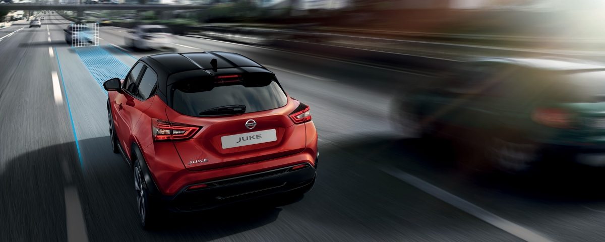 Juke rear view with Nissan Intelligent Mobility Illustration.