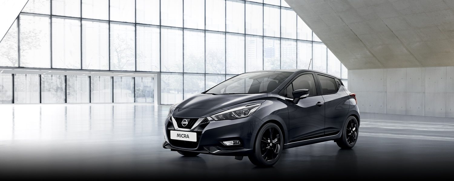 Frente a 3/4 do Nissan MICRA N-TEC
