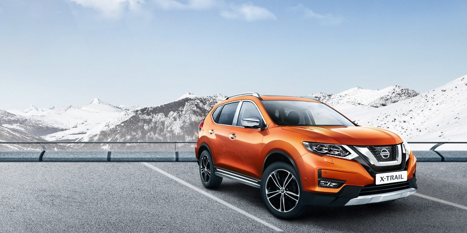 X-Trail on snow accessorised with crossover pack