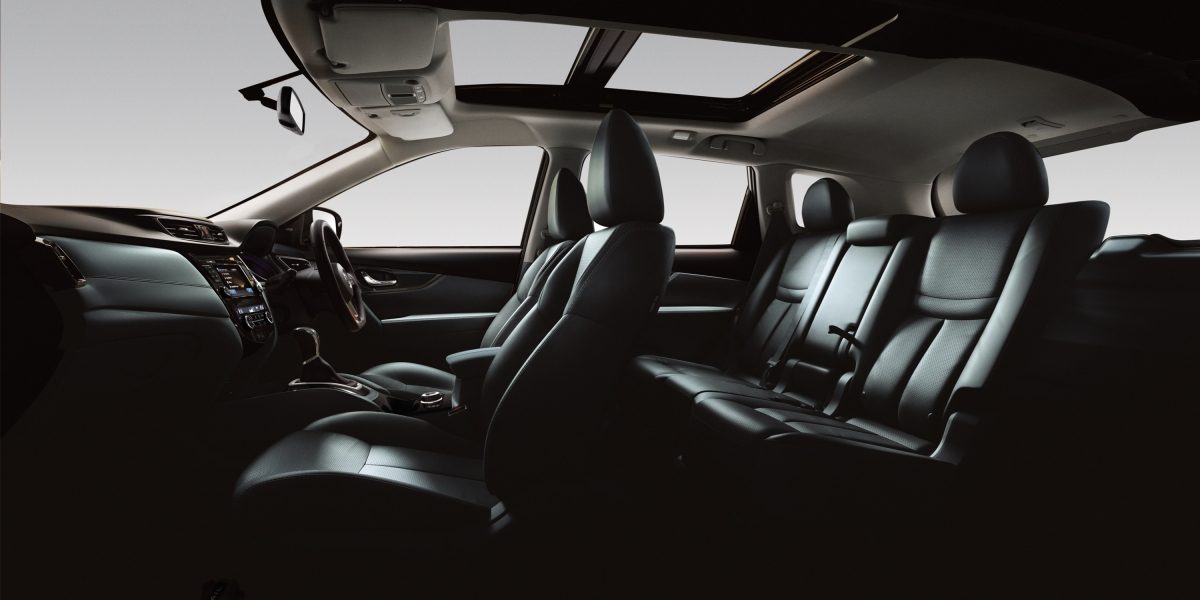 X-Trail large interior profile - black leather
