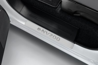 Nissan e-NV200 Evalia - Vidus - Priekinių slenksčių apsauga