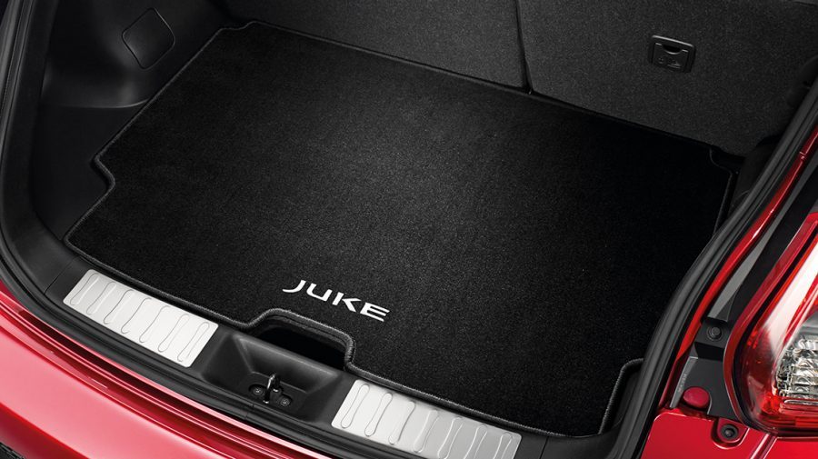 Nissan JUKE 2018: килимок у багажник