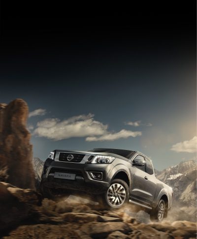 Nissan Navara na terenskoj vožnji po planini