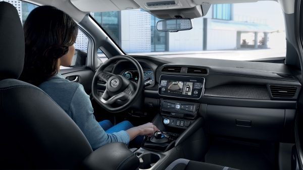 interior Nissan Leaf
