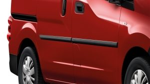 Nissan e-NV200 - Baguettes de protection latérales