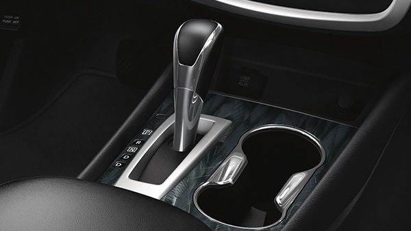 Nissan Altima-ի փոխանցումատուփի լծակ