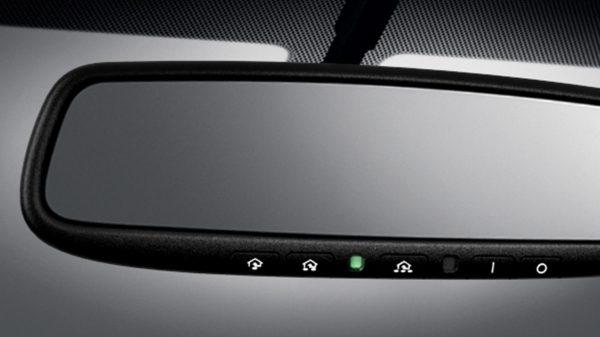 Autodimming rearview mirror for Nissan Sentra