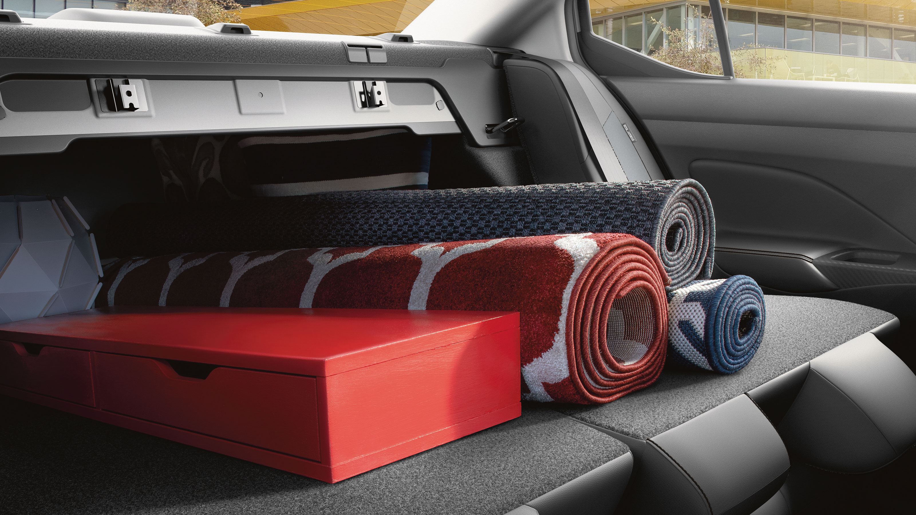2020 Nissan SUNNY 60/40 split seats and trunk pass through