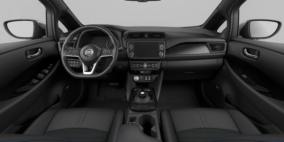 Nissan LEAFi salong – must tekstiil