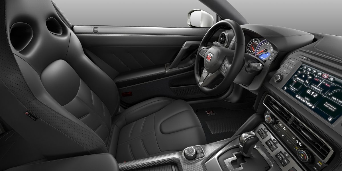Nissan GT-R Kuro Night semi-aniline leather interior