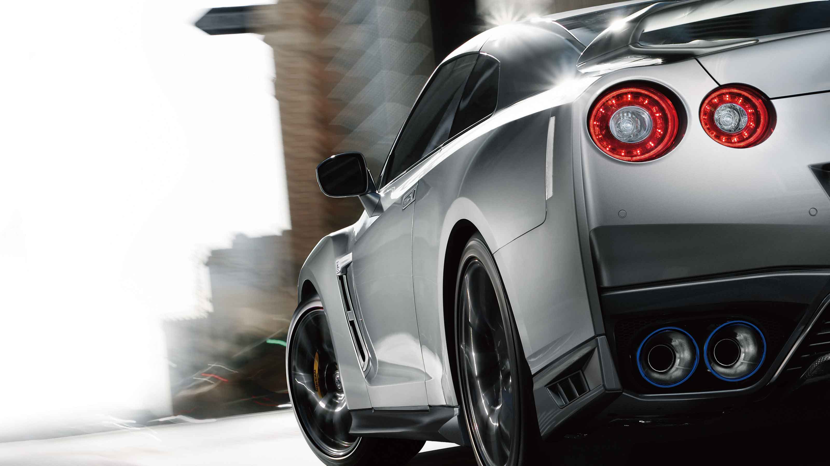 Nissan GT-R iconic round taillights