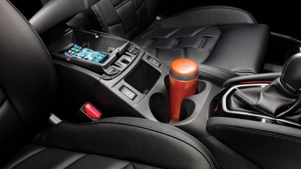 Qashqai phone holder