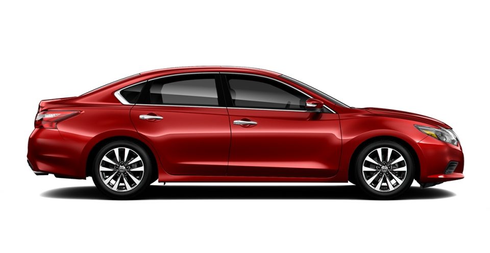 Nissan Altima Family Sedan Car Qatar