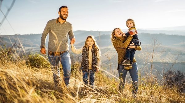 Bereit für Ihre Fahrt mit den Nissan Serviceverträgen.