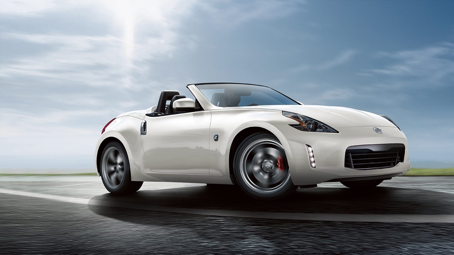 Nissan 370Z Roadster PEARL WHITE - Vue avant 3/4