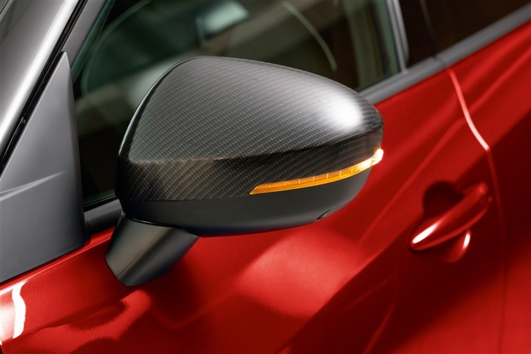 Nissan Juke mirror Cap Carbon Black