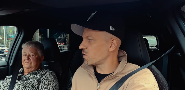 Money Can’t Buy #2 – Carpool Karaoke Bern Edition.