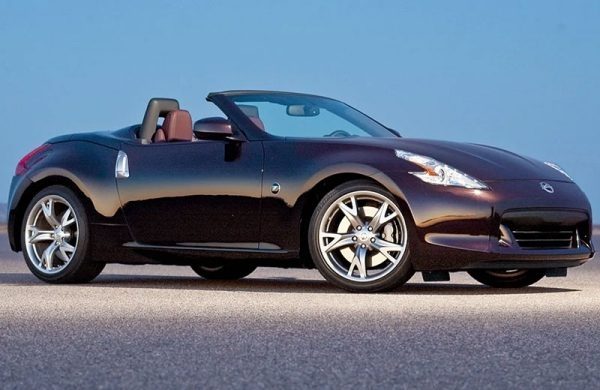 Nissan 370 Roadster
