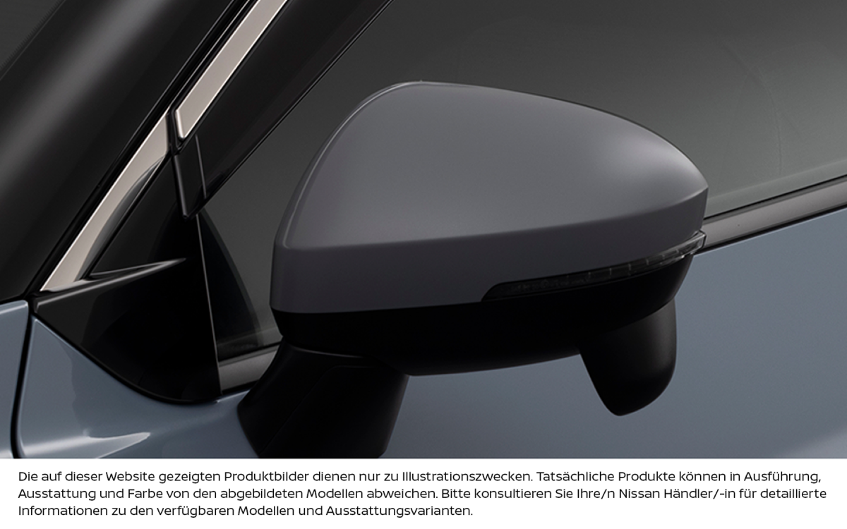 Graue Spiegelkappe an einem Nissan X-Trail montiert.