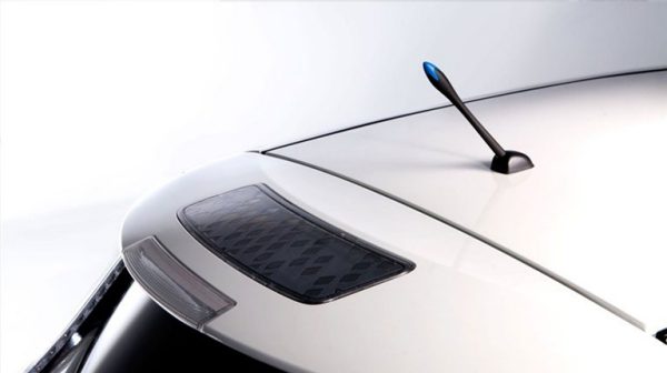 NISSAN LEAF - Solar Spoiler