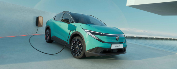 Nuevo Nissan LEAF cargando