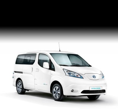 Nissan NAVARA, circulando fuera del asfalto en montaña