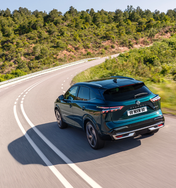 Nissan Qashqai con nuevo e-POWER parte trasera